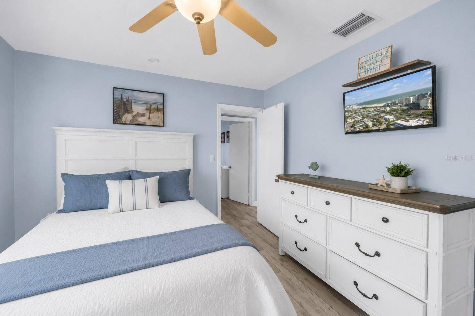 644 72ND AVENUE, St Pete Beach, FL 33706 644 72ND AVENUE, St Pete Beach, FL 33706