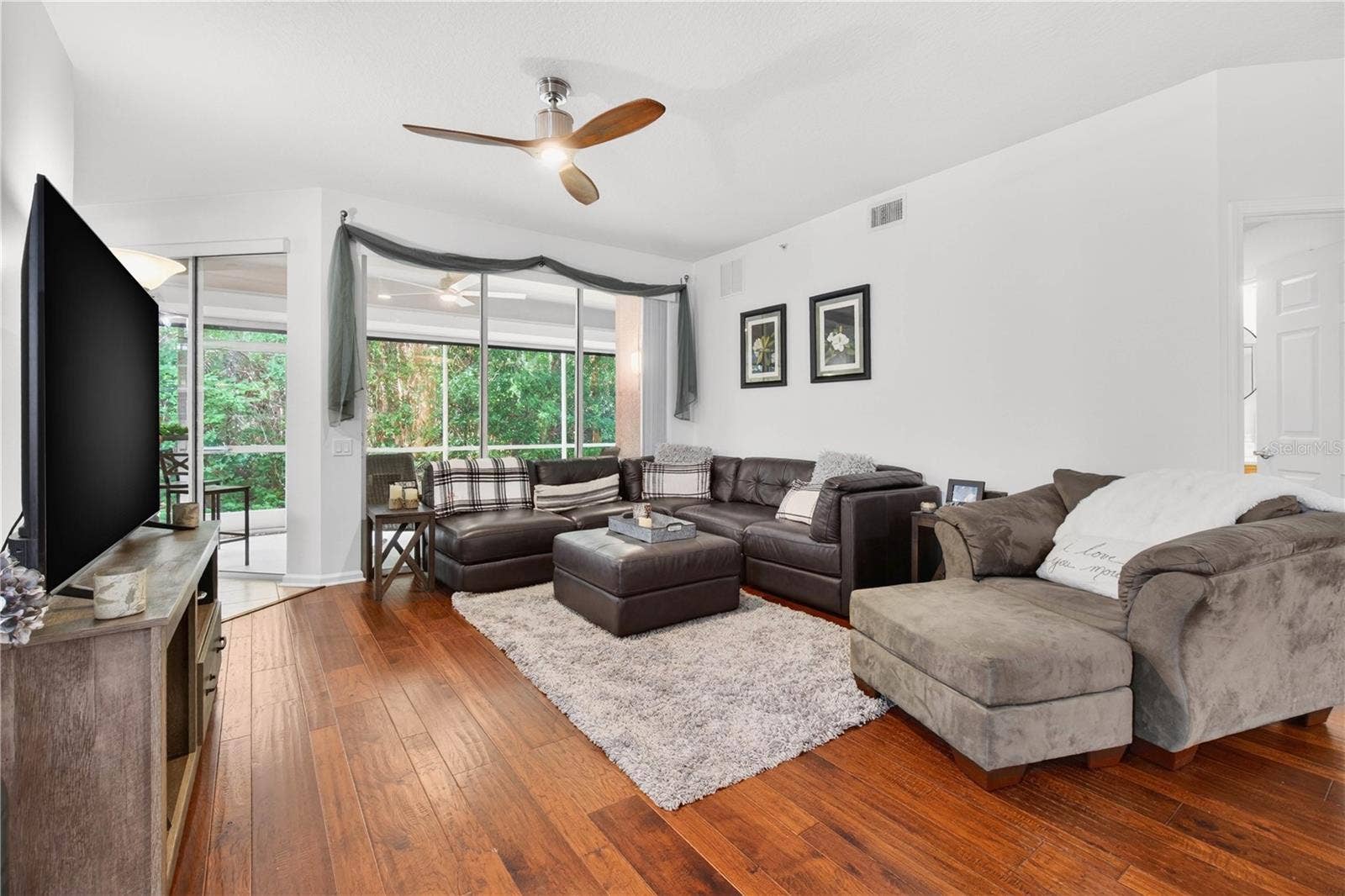 852 LANTERN WAY, Clearwater, FL 33765 living area
