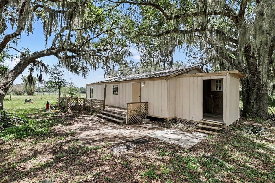 Property photo for 10239 LYONS AVENUE, Lithia, FL