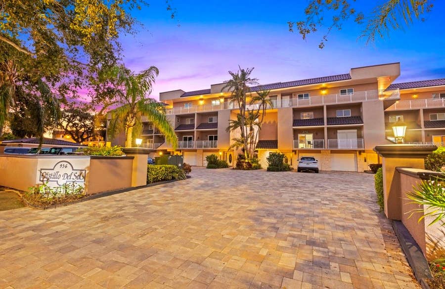 Property photo for 936 PINELLAS BAYWAY S, #T10, St Petersburg, FL