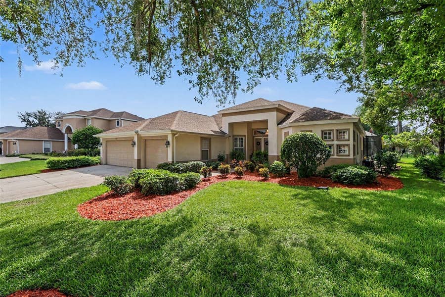 Property photo for 2912 HAMPTON PLACE COURT, Plant City, FL