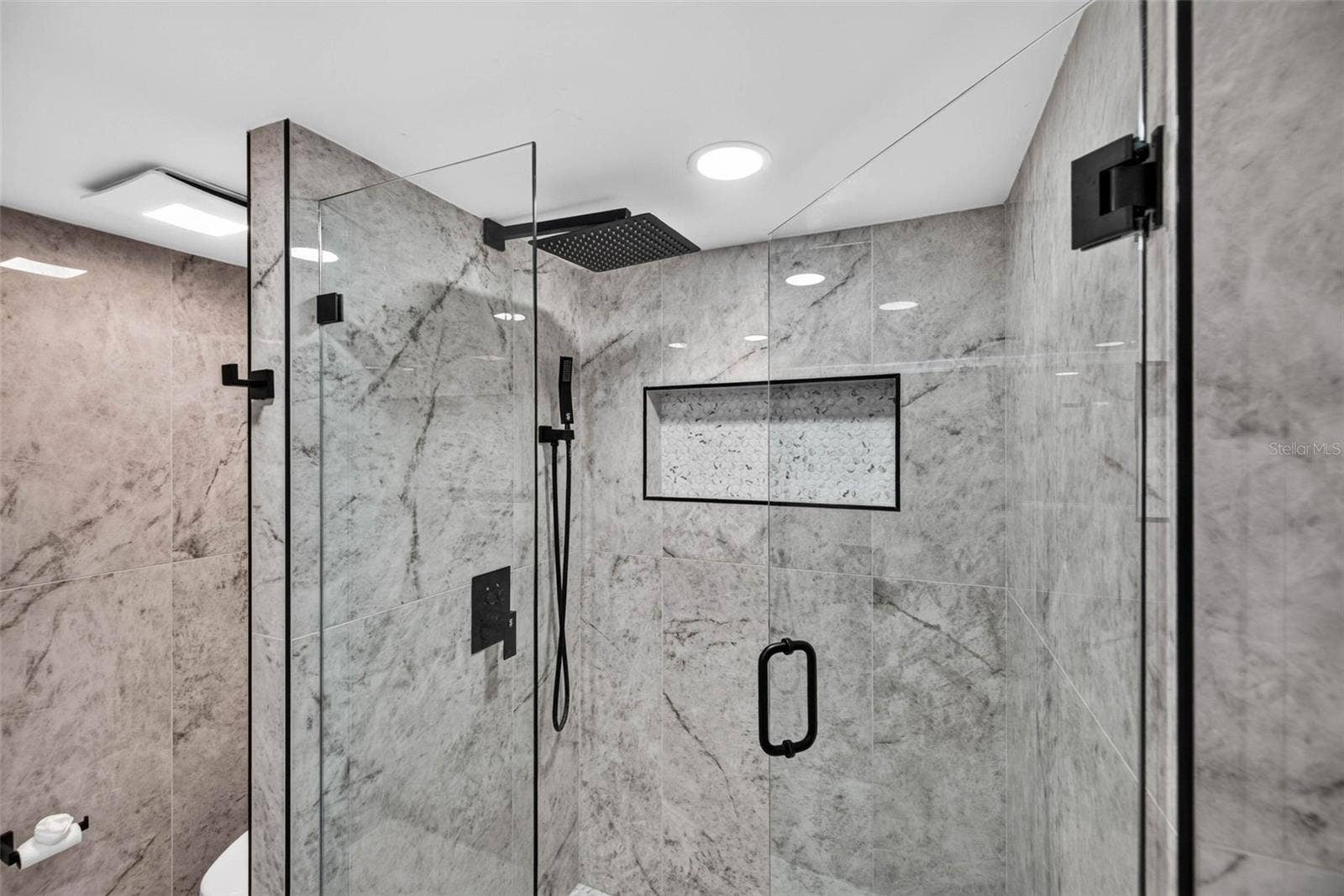 100 OAKMONT LANE, #204, Belleair, FL 33756 Primary Bathroom
