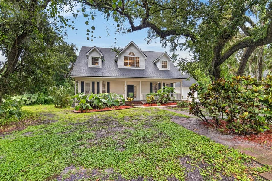Property photo for 1701 COTTAGE OAKS COURT, Brandon, FL