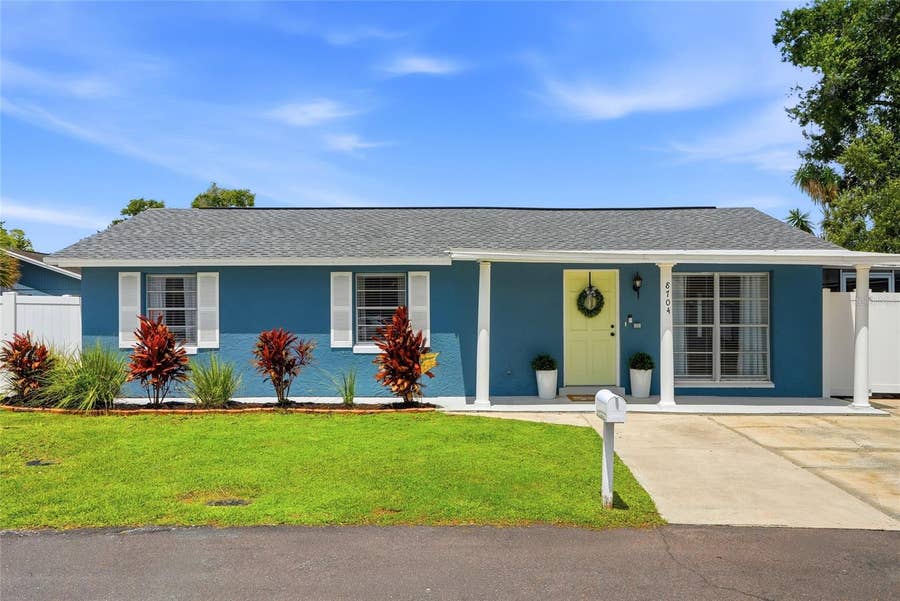 Property photo for 8704 MARLIN COURT, Tampa, FL