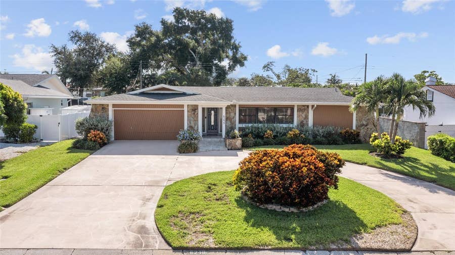 Property photo for 6249 HILLSIDE AVENUE, Seminole, FL