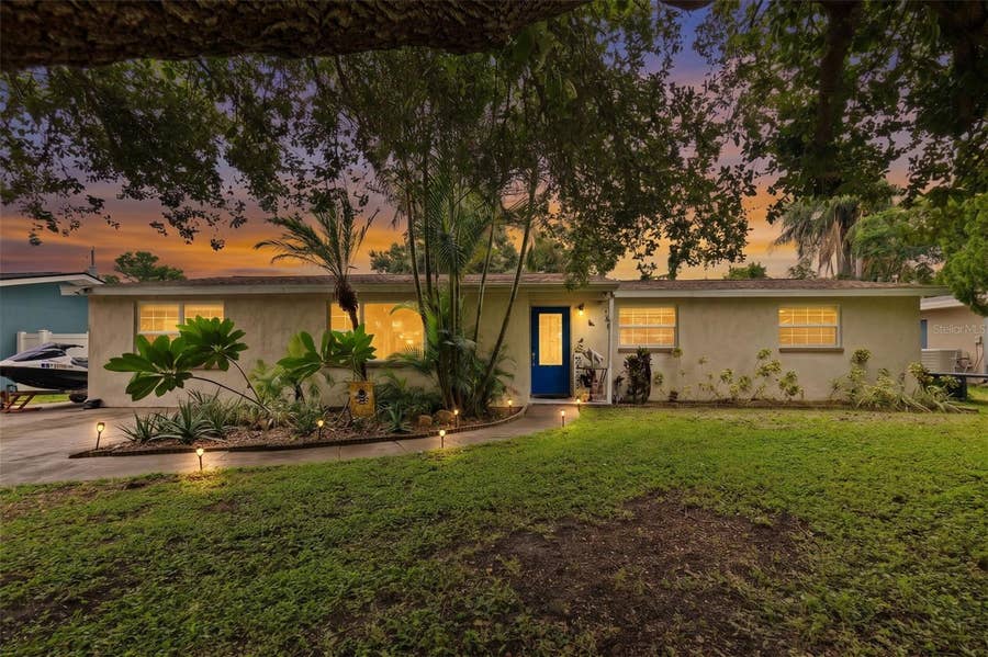 Property photo for 1807 CARLTON DRIVE, Clearwater, FL