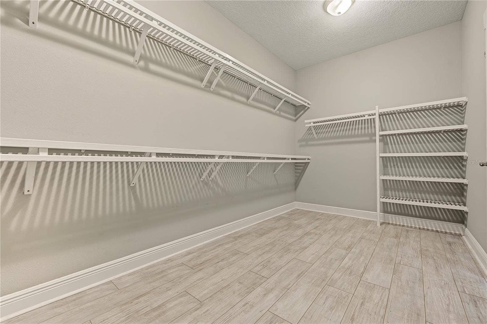 3010 W SAN ISIDRO STREET, Tampa, FL 33629