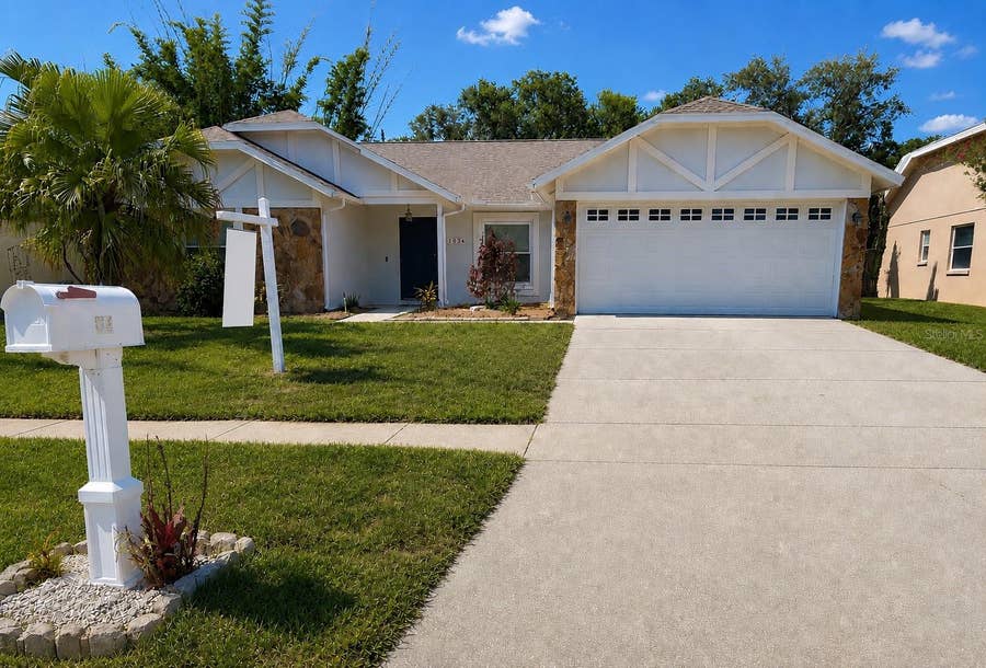 Property photo for 503 RAPID FALLS DR, Brandon, FL