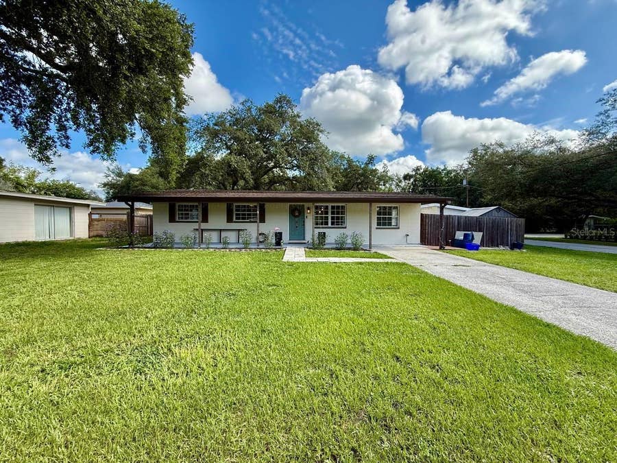 Property photo for 801 W 114TH AVENUE, Tampa, FL
