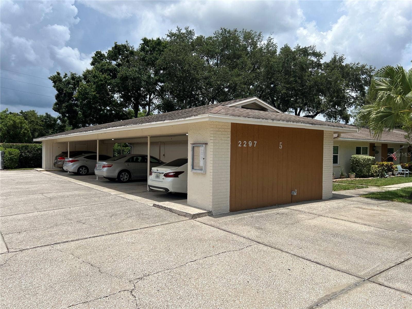 2297 LARK CIRCLE E, #C, Palm Harbor, FL 34684