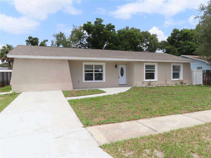 Property photo for 1215 WINDSOR CIRCLE, Brandon, FL