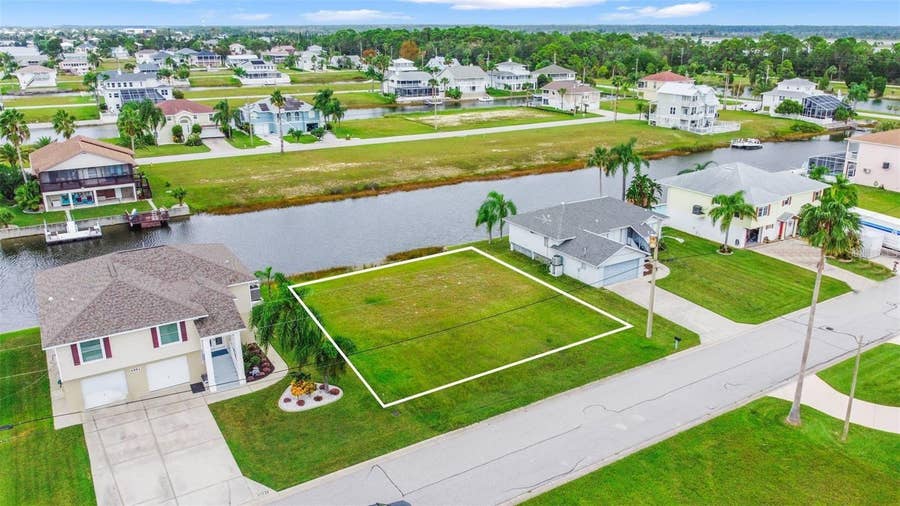 Property photo for 4009 CROAKER DRIVE, Hernando Beach, FL