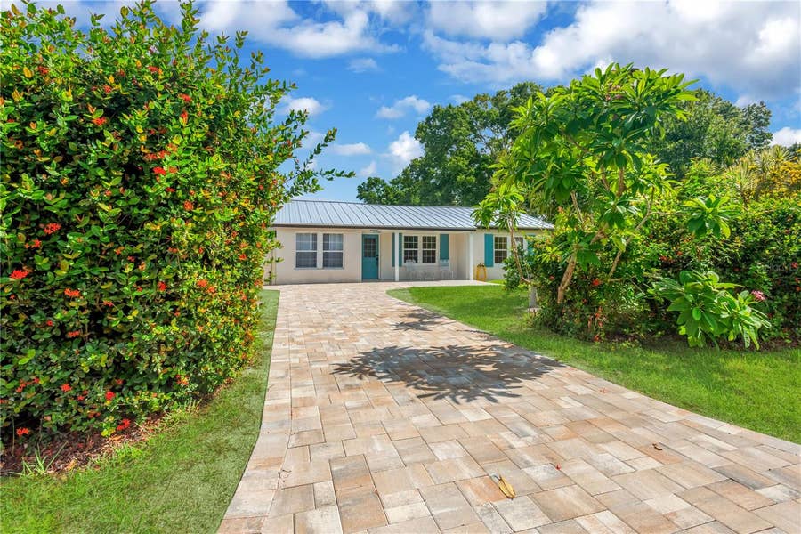 Property photo for 2541 47TH AVENUE N, St Petersburg, FL