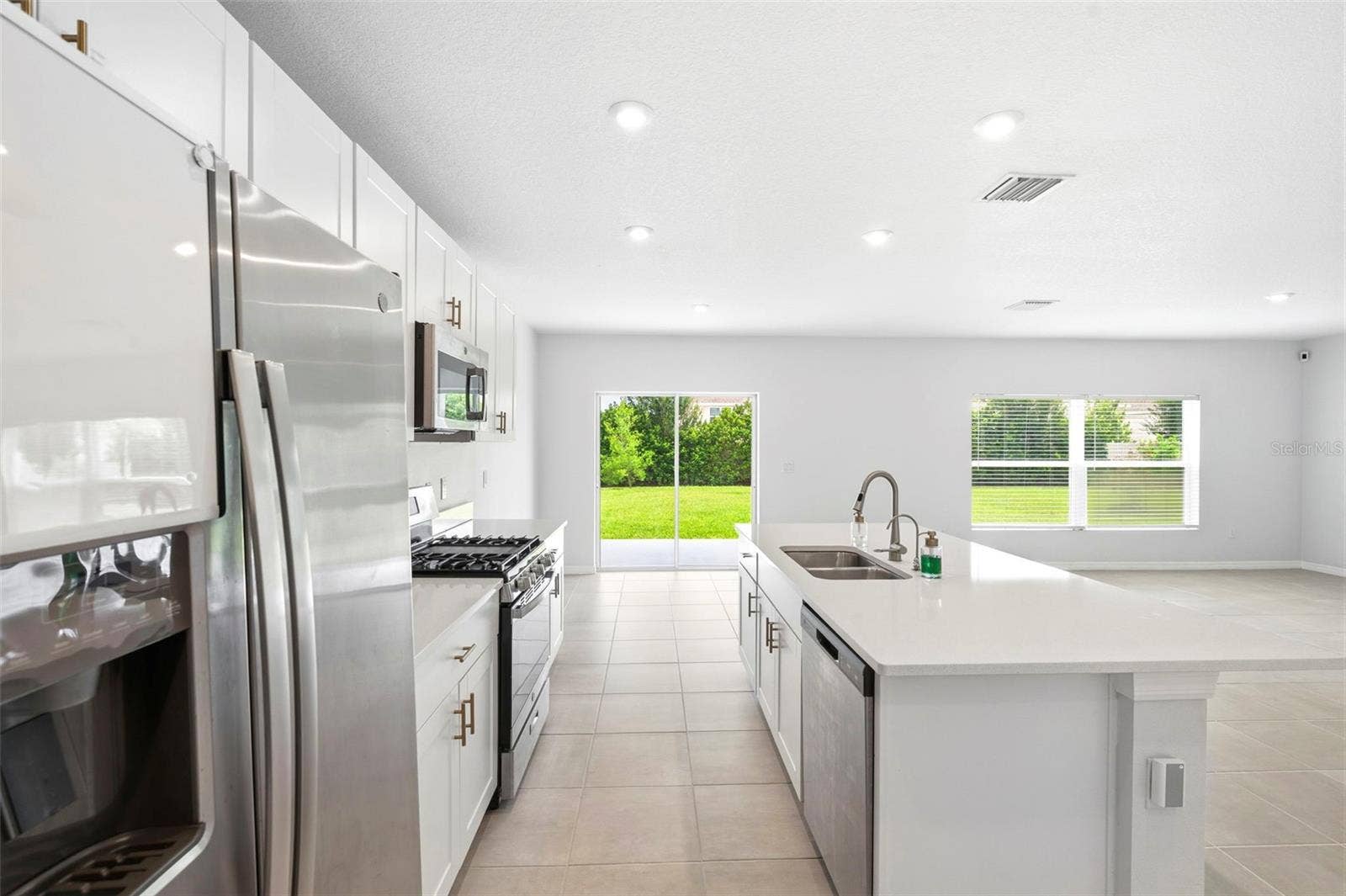 6271 SPRINGMONT LOOP, Palmetto, FL 34221 6271 SPRINGMONT LOOP, Palmetto, FL 34221