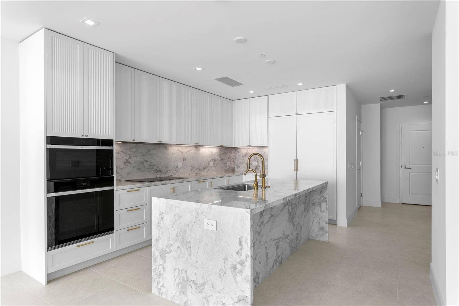 3015 S YSABELLA AVENUE, #2603, Tampa, FL 33629 3015 S YSABELLA AVENUE, #2603, Tampa, FL 33629