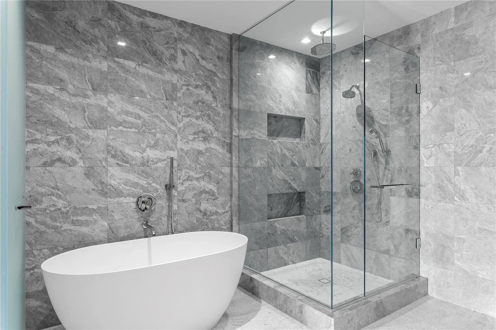 3015 S YSABELLA AVENUE, #2603, Tampa, FL 33629 3015 S YSABELLA AVENUE, #2603, Tampa, FL 33629