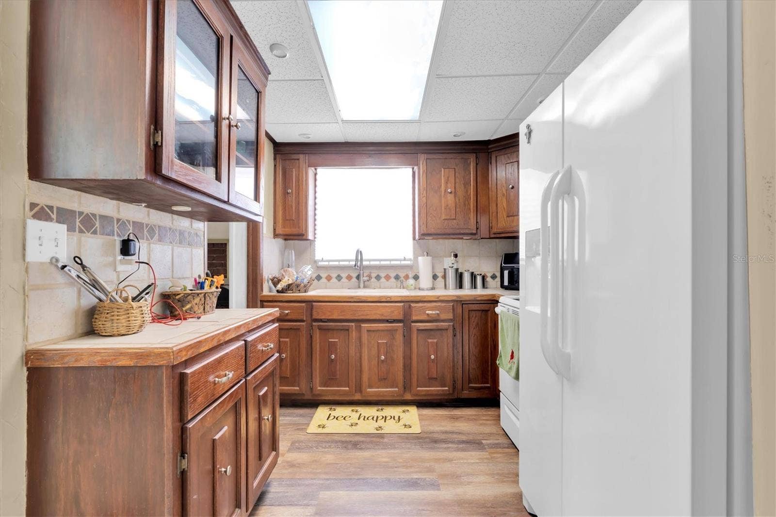 3227 48TH AVENUE N, St Petersburg, FL 33714 Kitchen