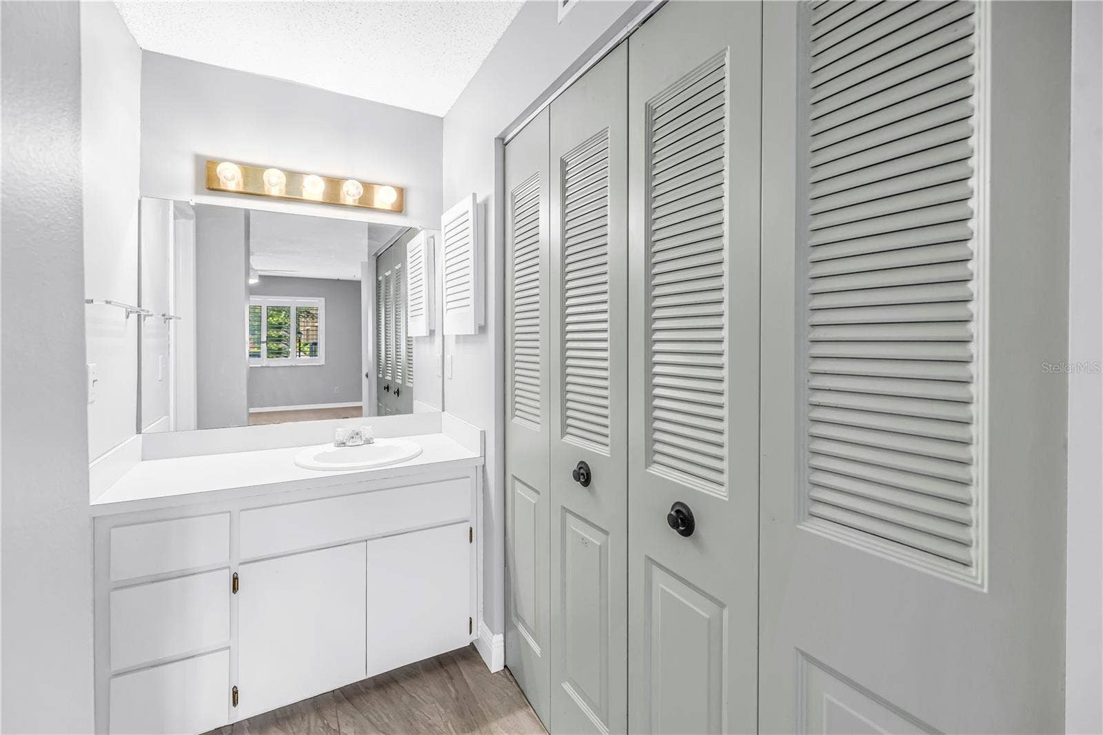 723 83RD AVENUE N, #102, St Petersburg, FL 33702 723 83RD AVENUE N, #102, St Petersburg, FL 33702