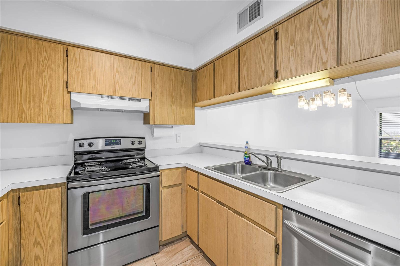 723 83RD AVENUE N, #102, St Petersburg, FL 33702 723 83RD AVENUE N, #102, St Petersburg, FL 33702