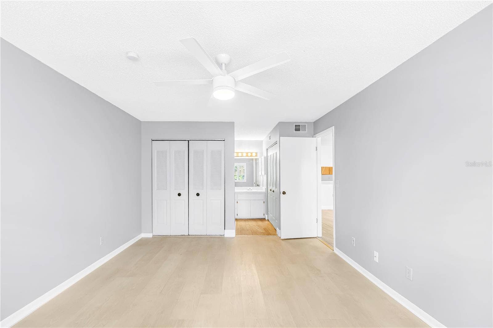 723 83RD AVENUE N, #102, St Petersburg, FL 33702 723 83RD AVENUE N, #102, St Petersburg, FL 33702