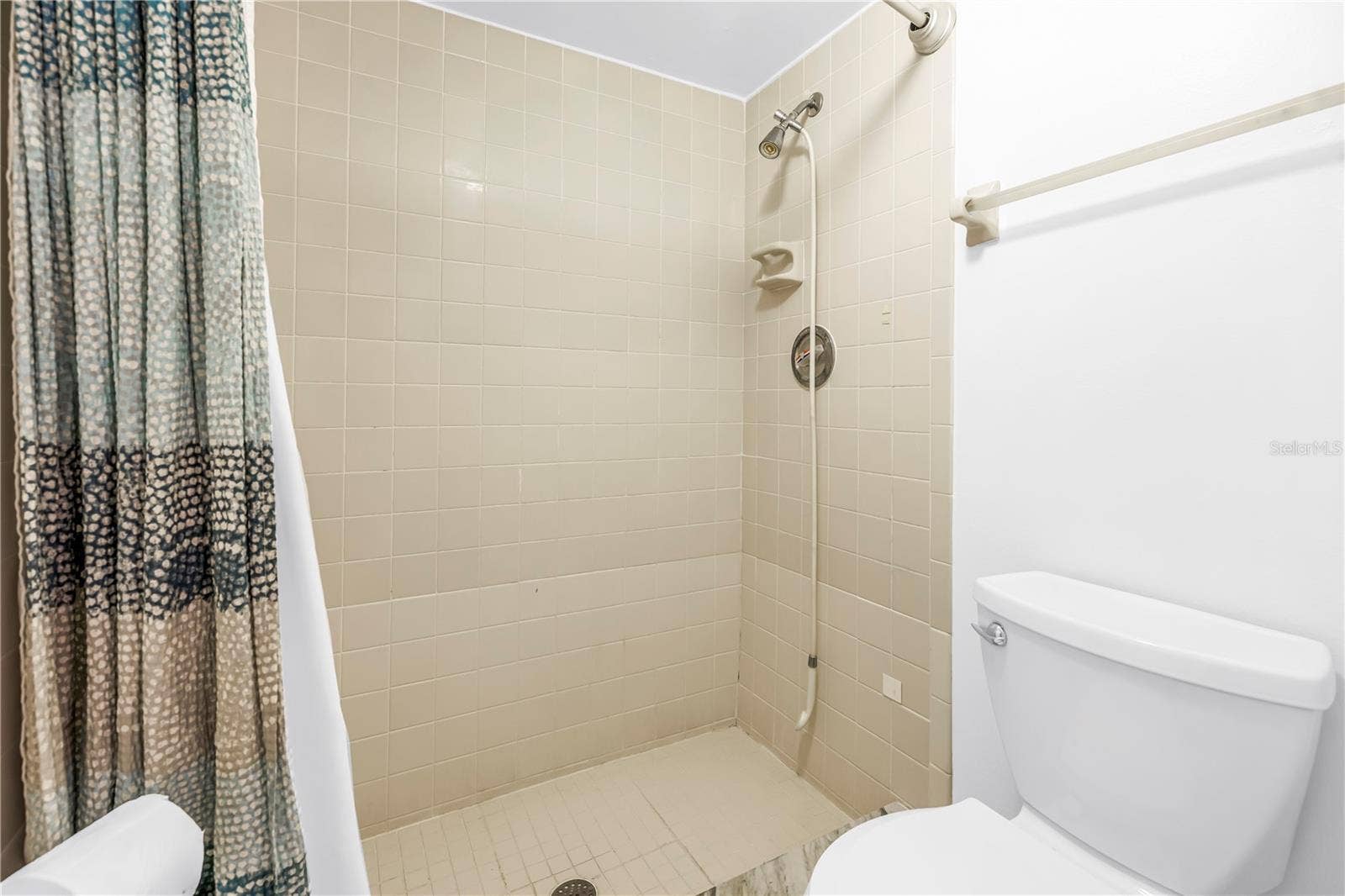 723 83RD AVENUE N, #102, St Petersburg, FL 33702 723 83RD AVENUE N, #102, St Petersburg, FL 33702