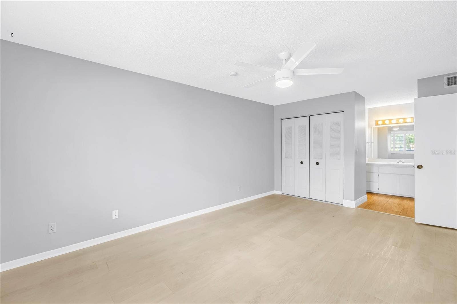 723 83RD AVENUE N, #102, St Petersburg, FL 33702 723 83RD AVENUE N, #102, St Petersburg, FL 33702