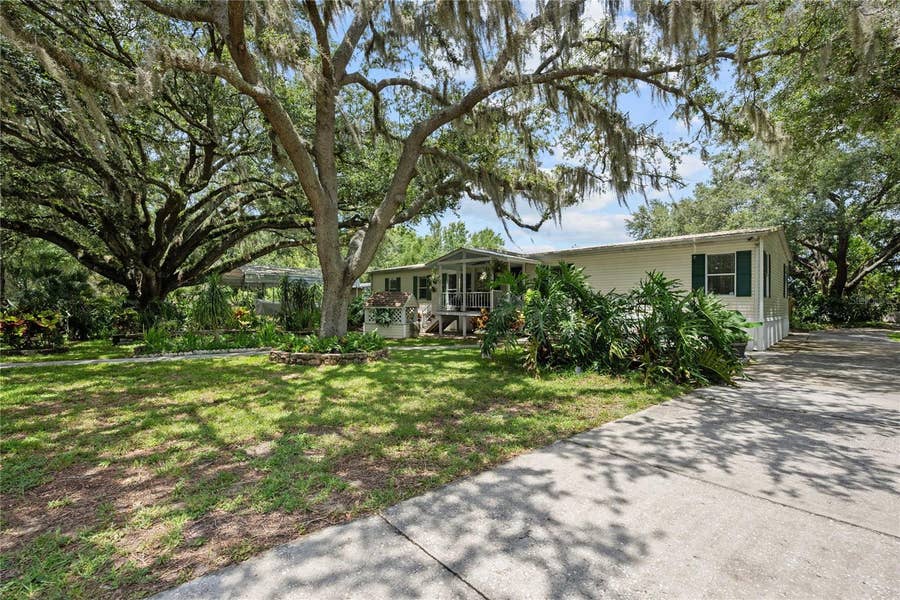 Property photo for 34945 BUCK ROAD, Zephyrhills, FL