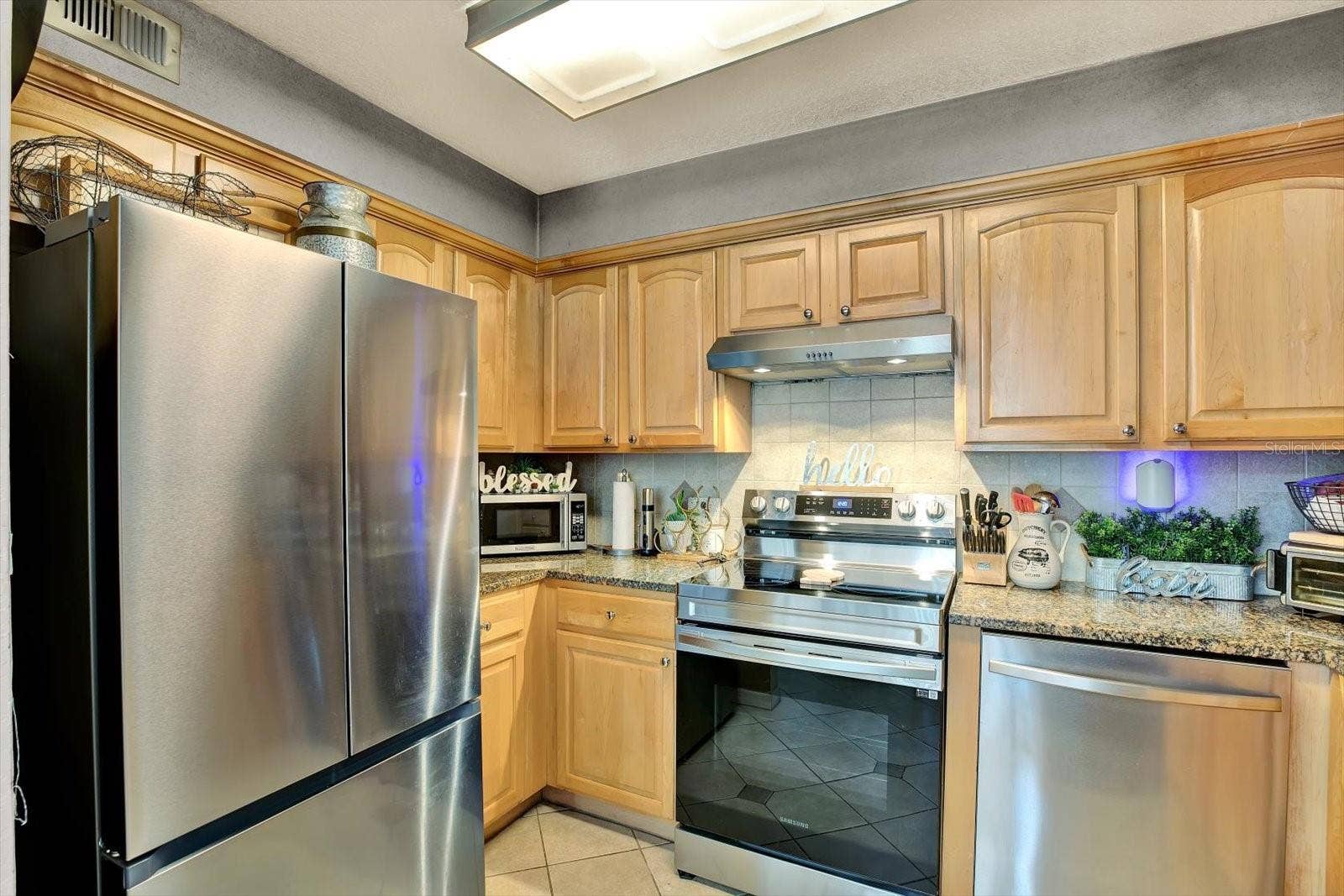 6100 GULFPORT BOULEVARD S, #111, Gulfport, FL 33707 6100 GULFPORT BOULEVARD S, #111, Gulfport, FL 33707