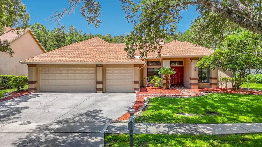 Property photo for 16040 PENWOOD DRIVE, Tampa, FL