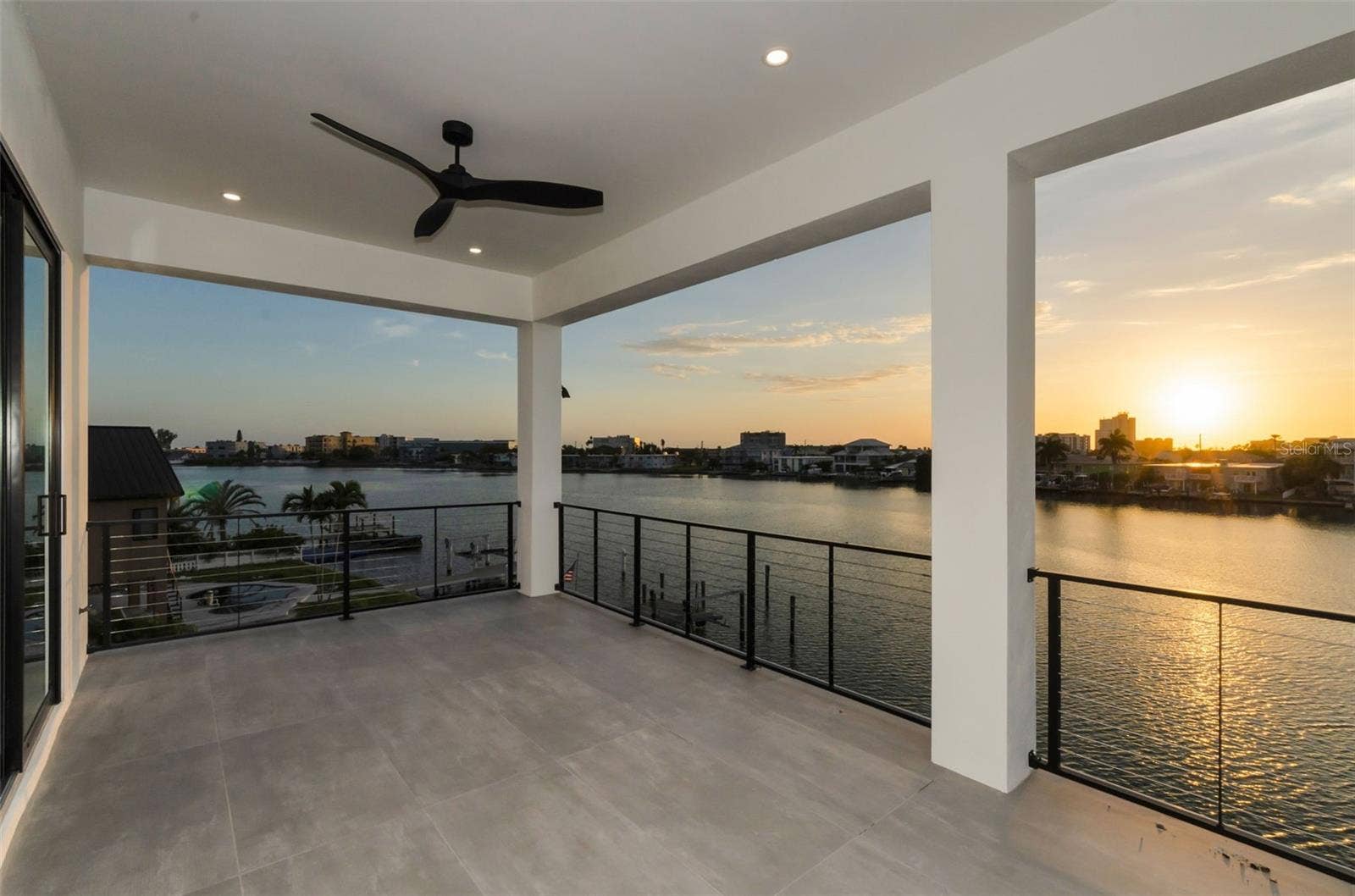 43 DOLPHIN DRIVE, Treasure Island, FL 33706 Upper level bonus room views