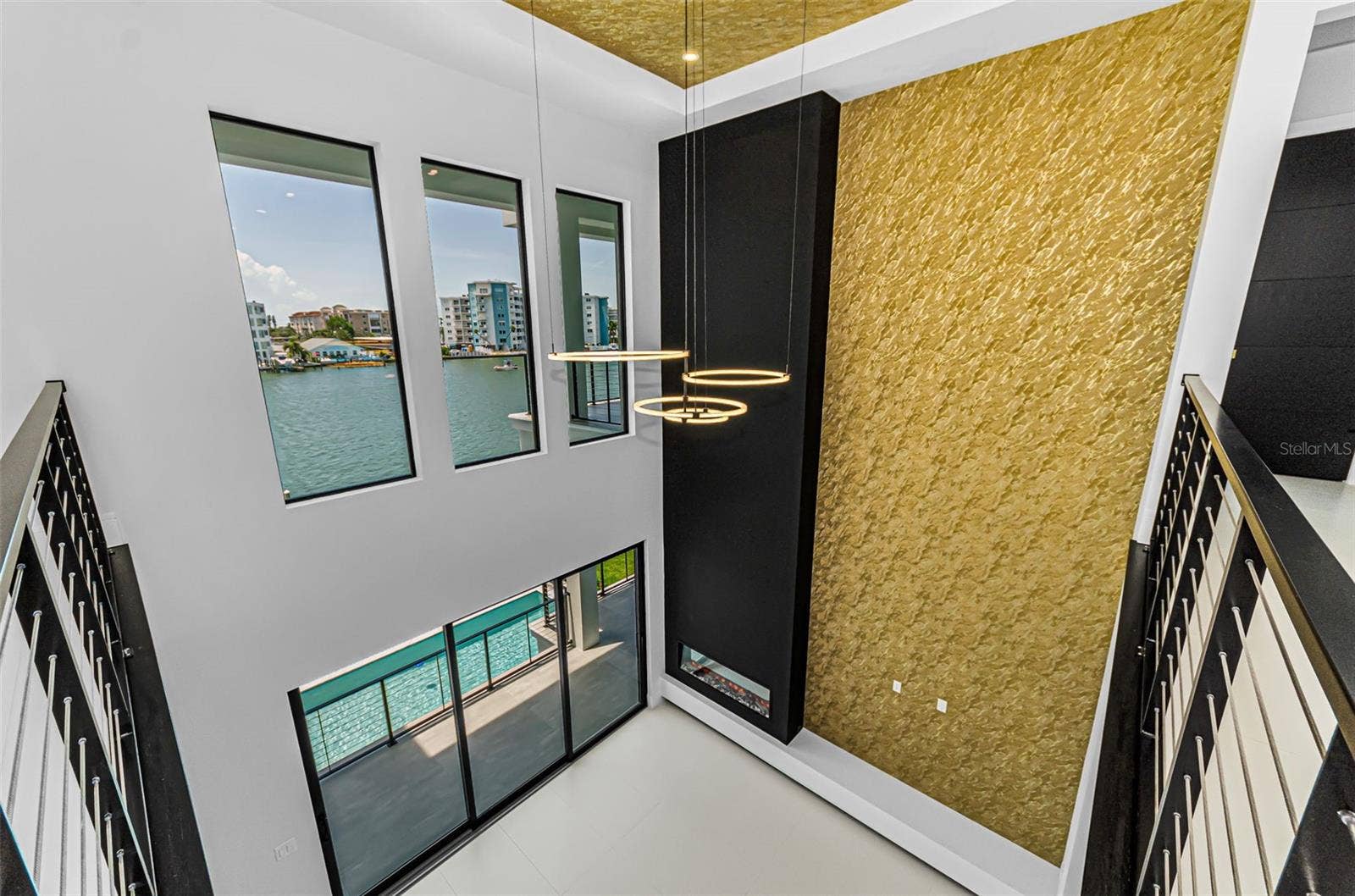 43 DOLPHIN DRIVE, Treasure Island, FL 33706 43 DOLPHIN DRIVE, Treasure Island, FL 33706