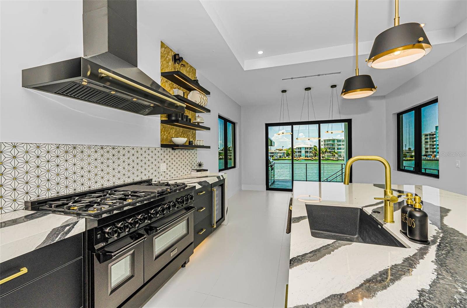 43 DOLPHIN DRIVE, Treasure Island, FL 33706 43 DOLPHIN DRIVE, Treasure Island, FL 33706
