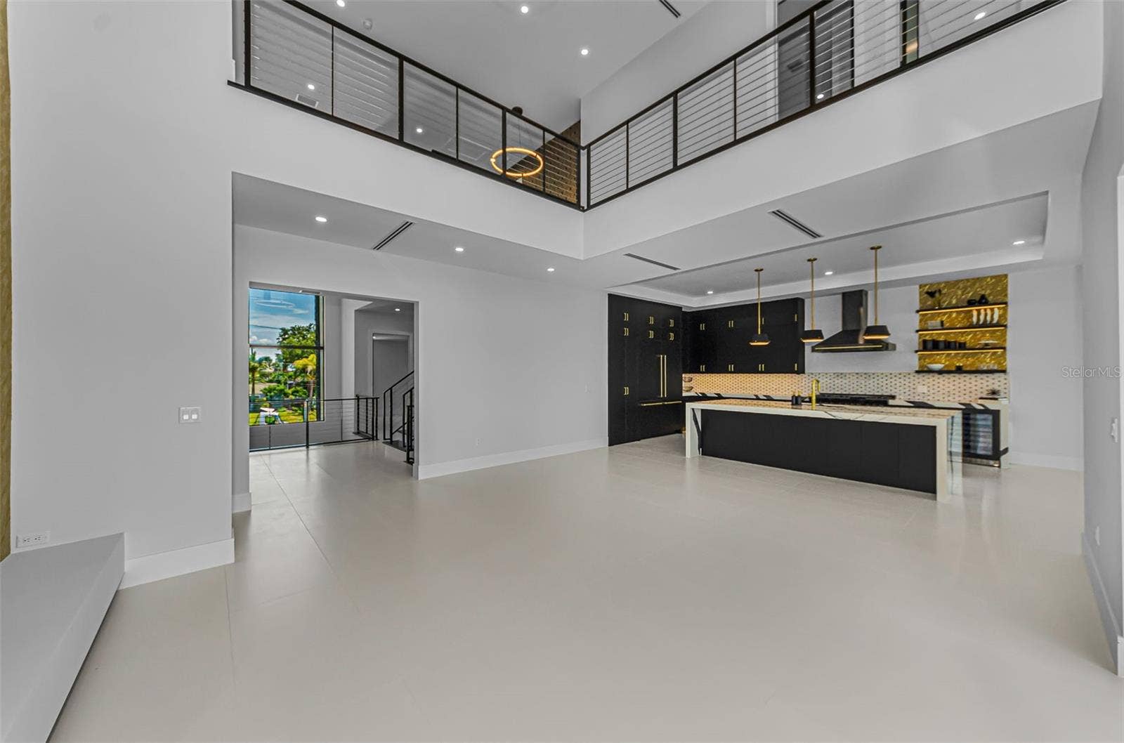 43 DOLPHIN DRIVE, Treasure Island, FL 33706 43 DOLPHIN DRIVE, Treasure Island, FL 33706