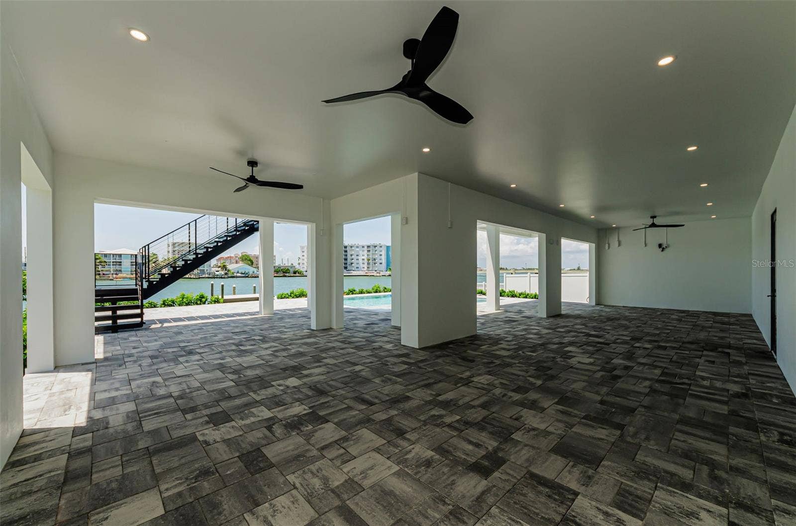 43 DOLPHIN DRIVE, Treasure Island, FL 33706 43 DOLPHIN DRIVE, Treasure Island, FL 33706