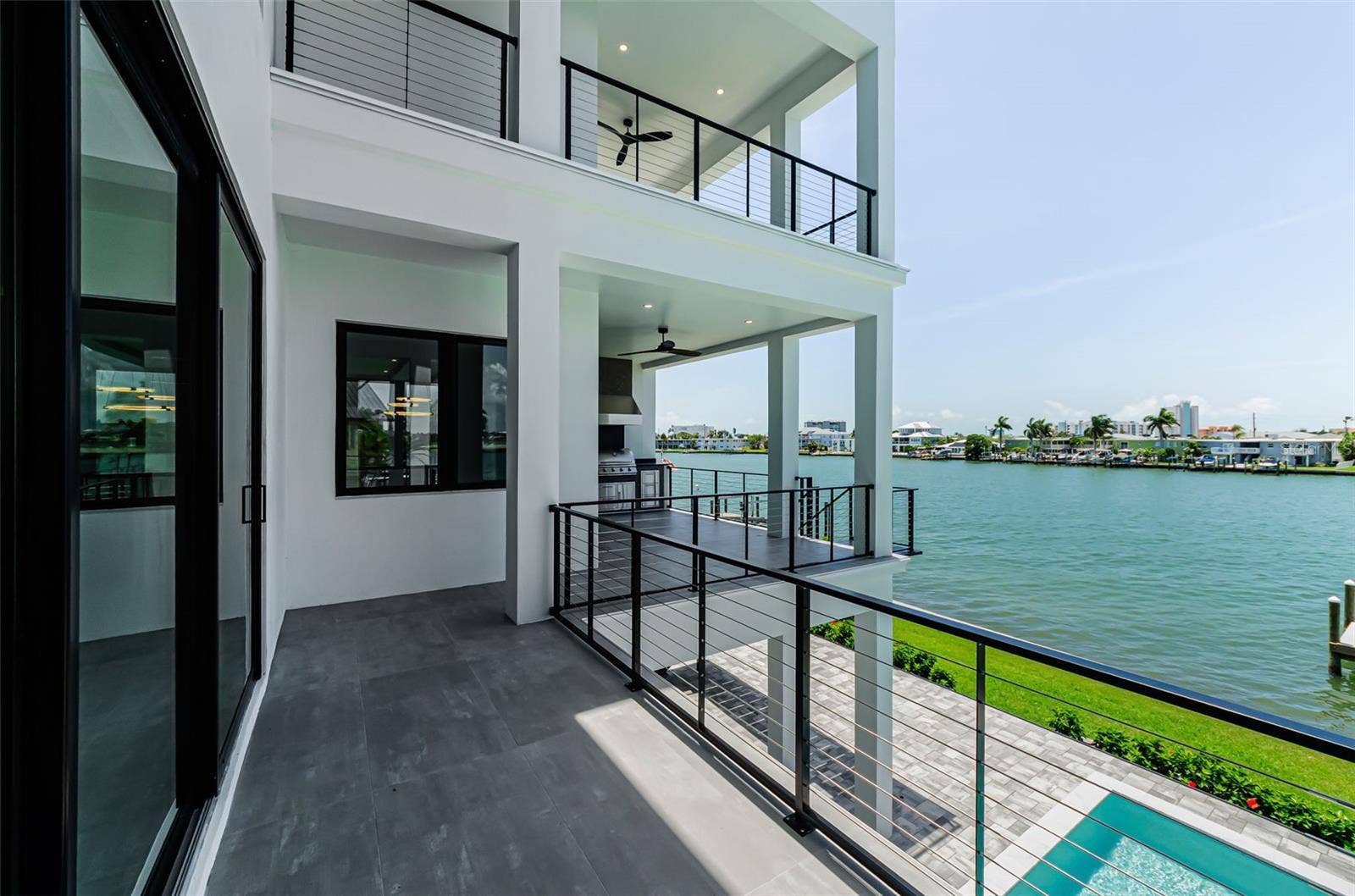 43 DOLPHIN DRIVE, Treasure Island, FL 33706 Living room balcony views
