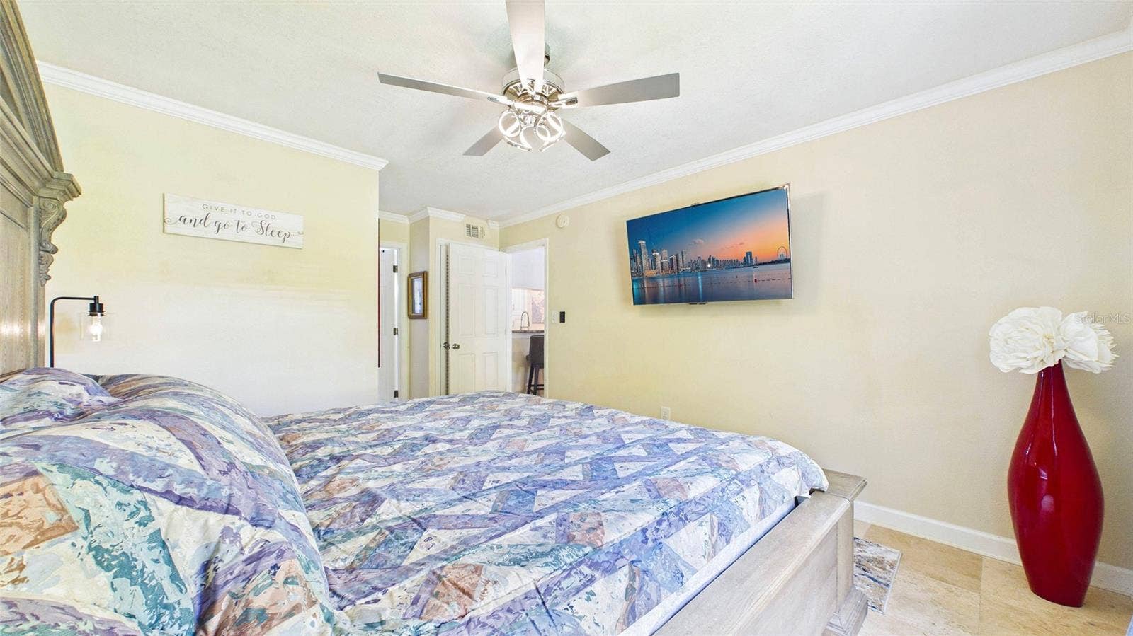 5306 SANTA ROSA COURT, #143, Tampa, FL 33609