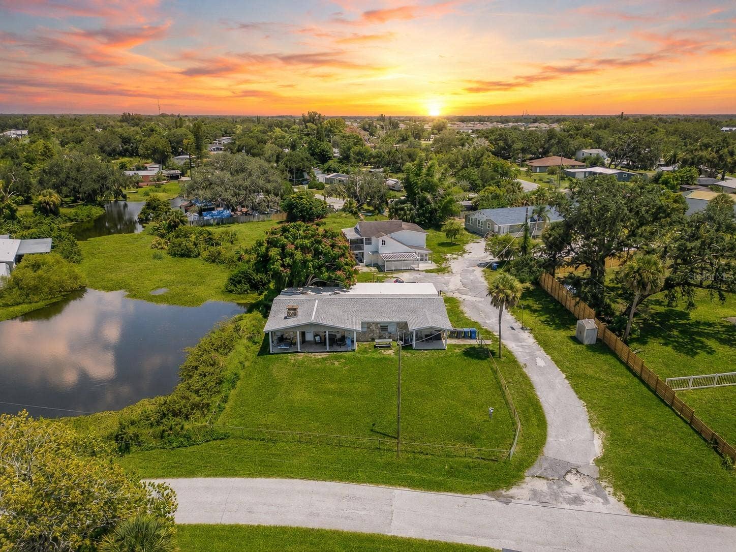 701 FISH LIPS LANE, Ruskin, FL 33570 701 FISH LIPS LANE, Ruskin, FL 33570