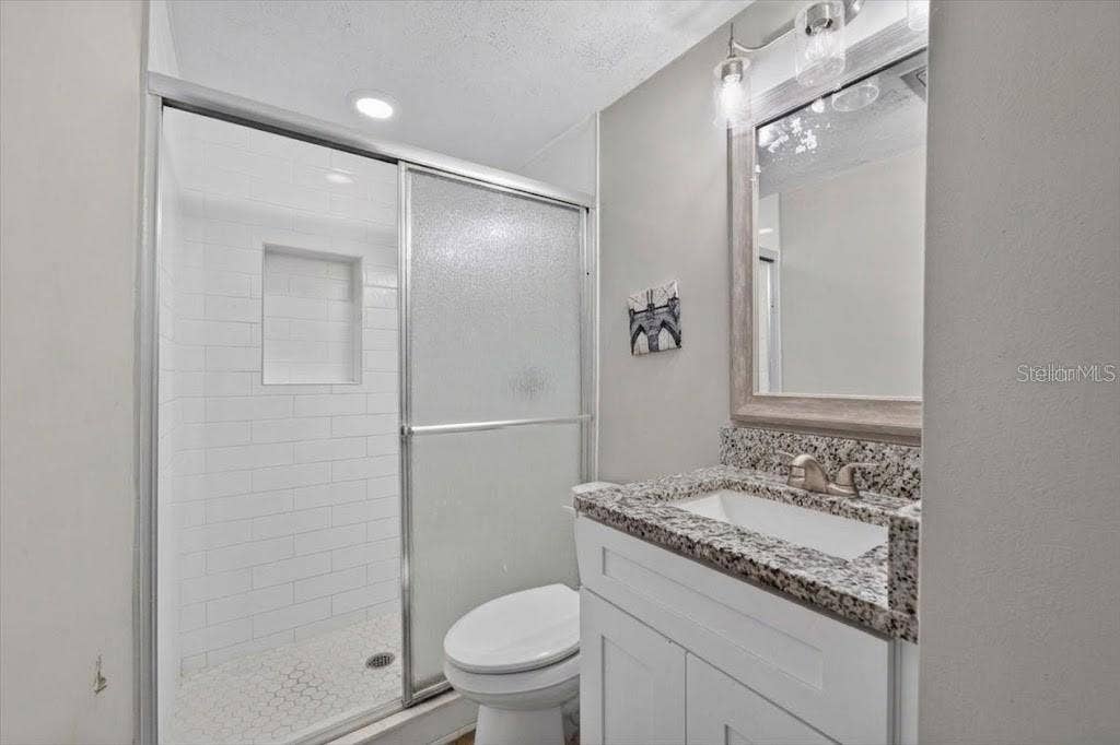 701 FISH LIPS LANE, Ruskin, FL 33570 713