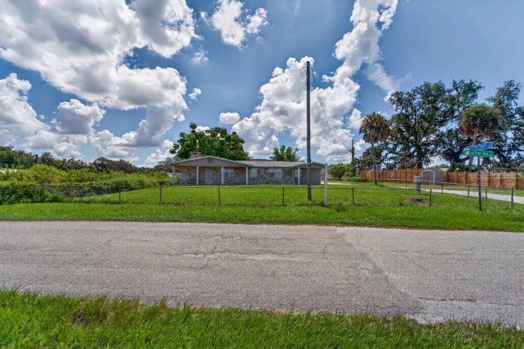 701 FISH LIPS LANE, Ruskin, FL 33570 701 FISH LIPS LANE, Ruskin, FL 33570