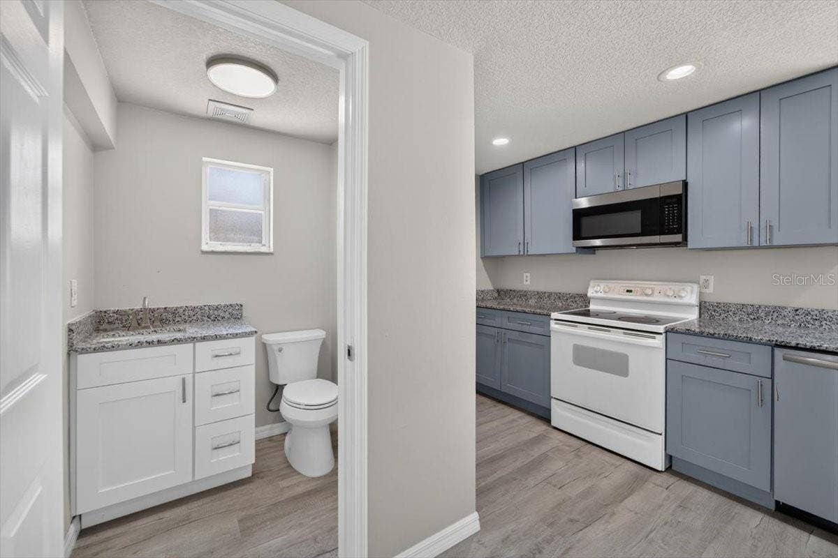 701 FISH LIPS LANE, Ruskin, FL 33570 705