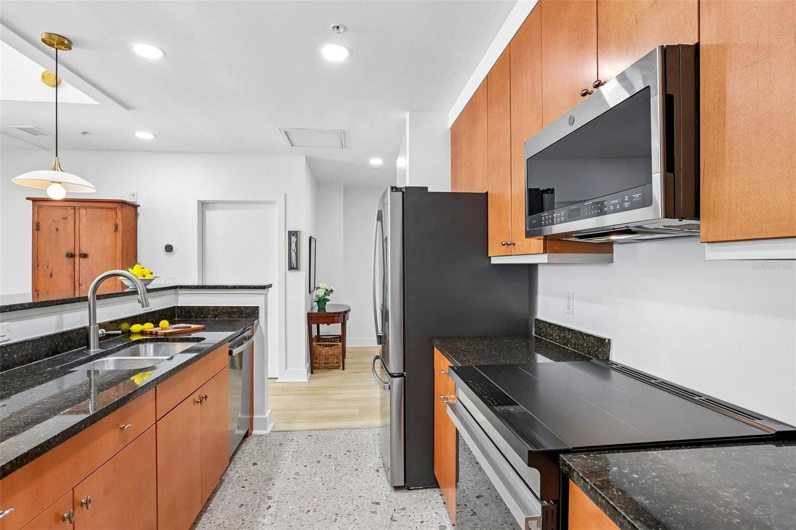 1010 CENTRAL AVENUE, #413, St Petersburg, FL 33705