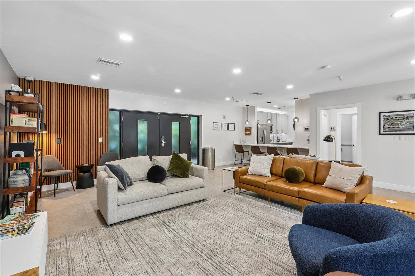 1010 CENTRAL AVENUE, #413, St Petersburg, FL 33705