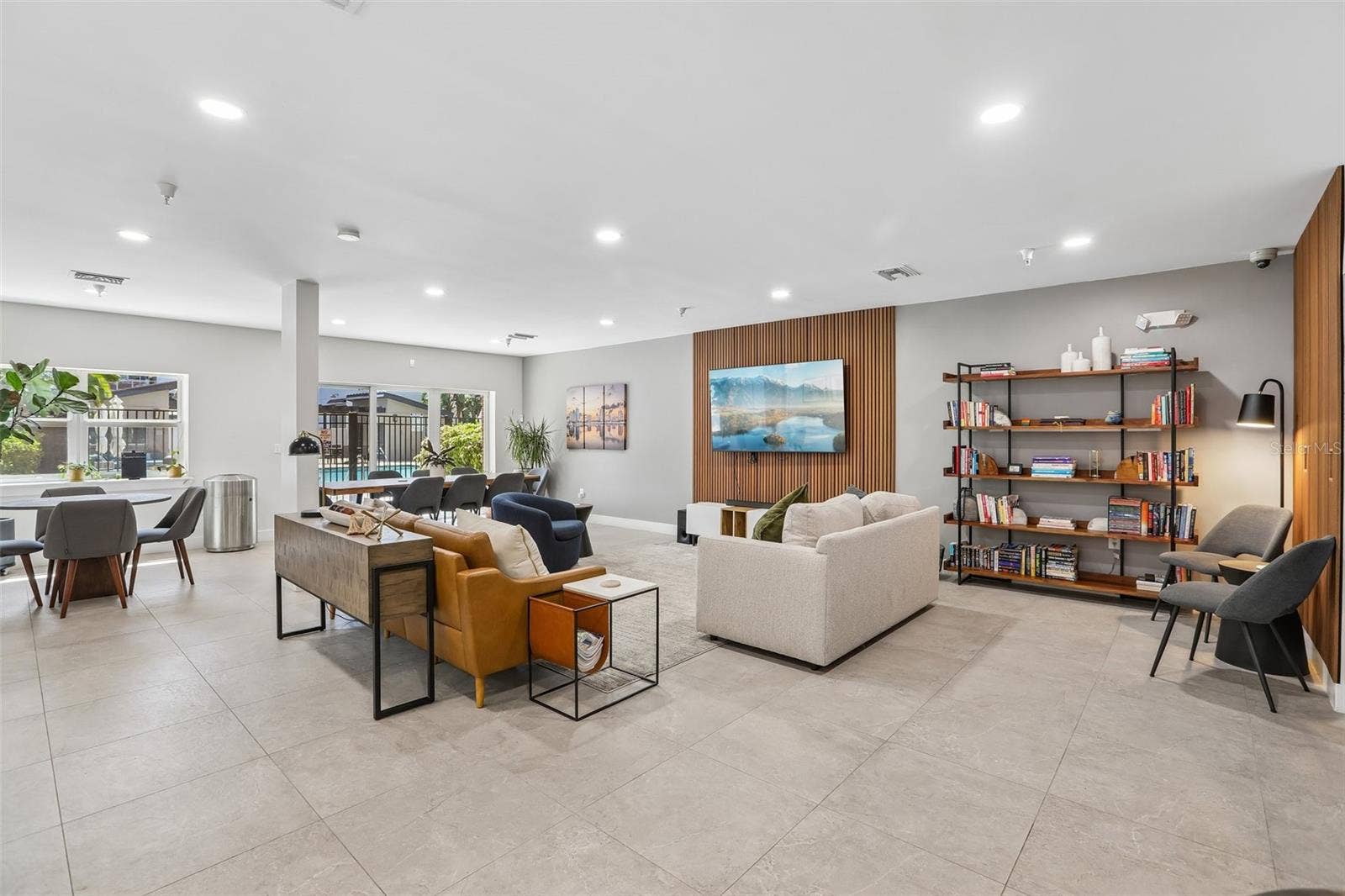 1010 CENTRAL AVENUE, #413, St Petersburg, FL 33705