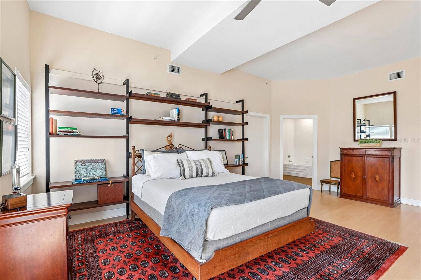 1010 CENTRAL AVENUE, #413, St Petersburg, FL 33705