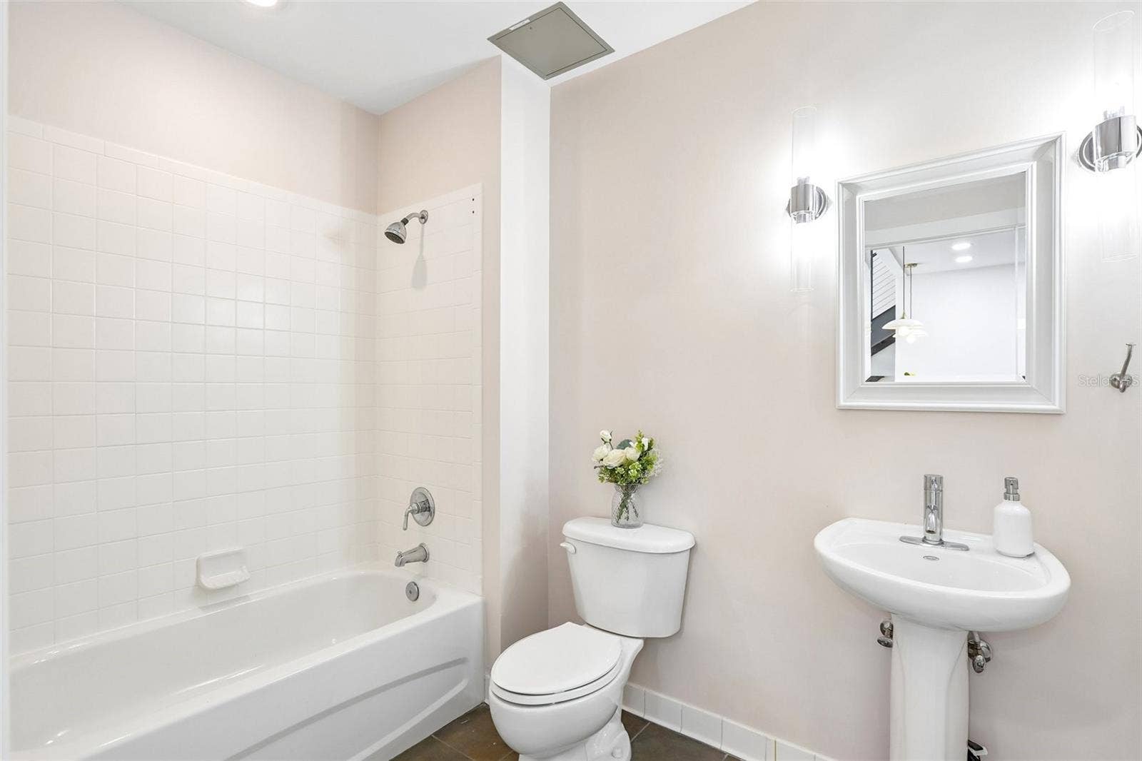 1010 CENTRAL AVENUE, #413, St Petersburg, FL 33705