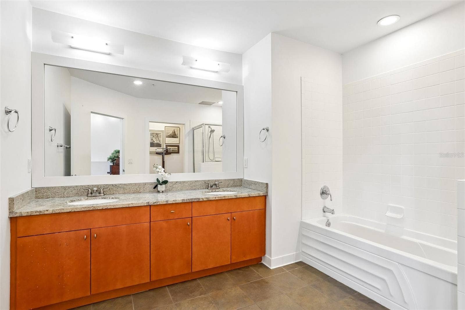 1010 CENTRAL AVENUE, #413, St Petersburg, FL 33705