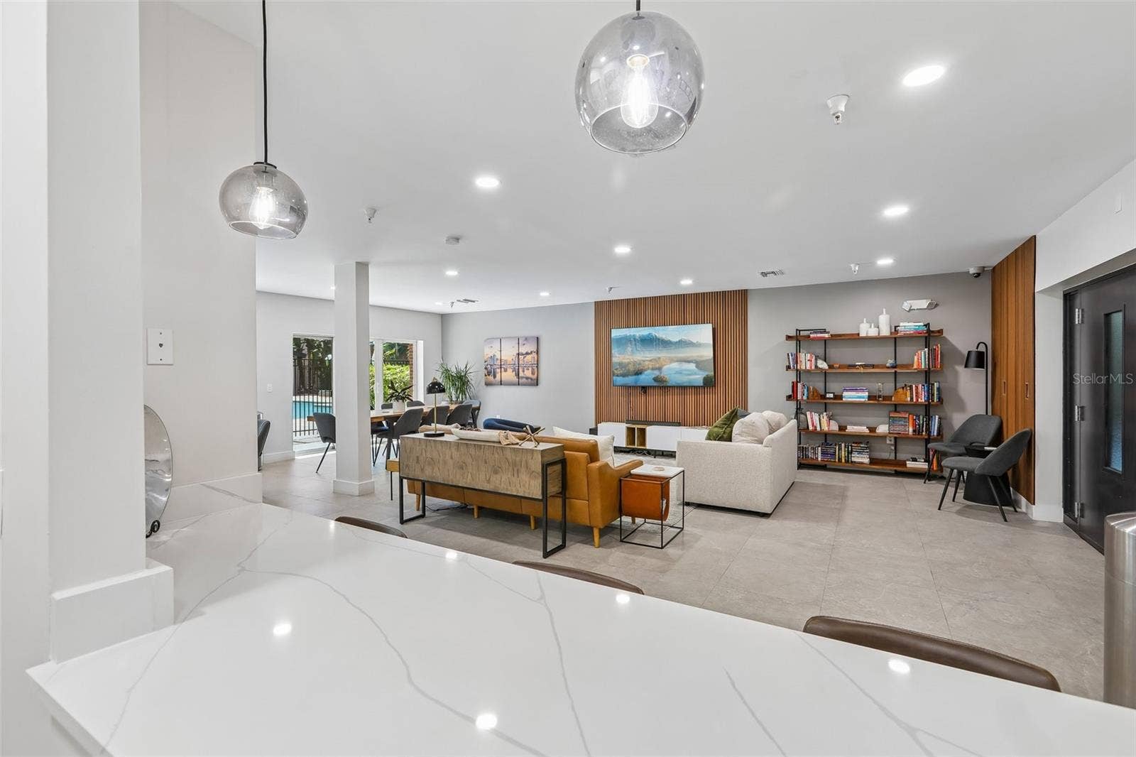 1010 CENTRAL AVENUE, #413, St Petersburg, FL 33705