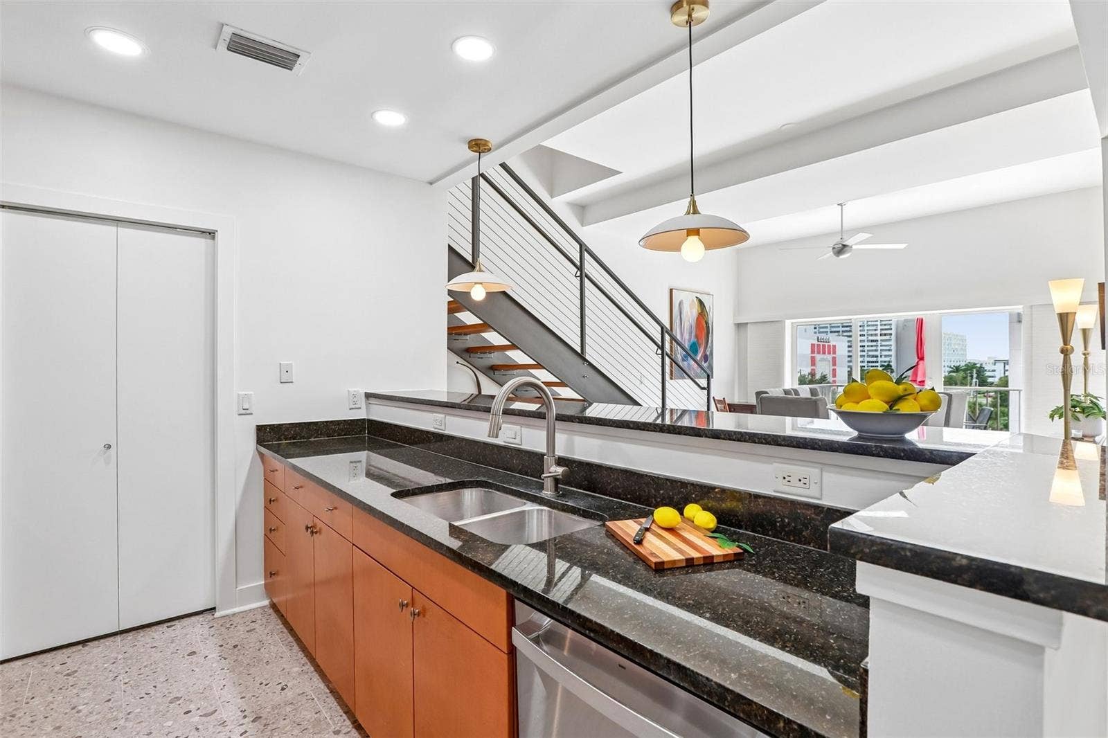 1010 CENTRAL AVENUE, #413, St Petersburg, FL 33705