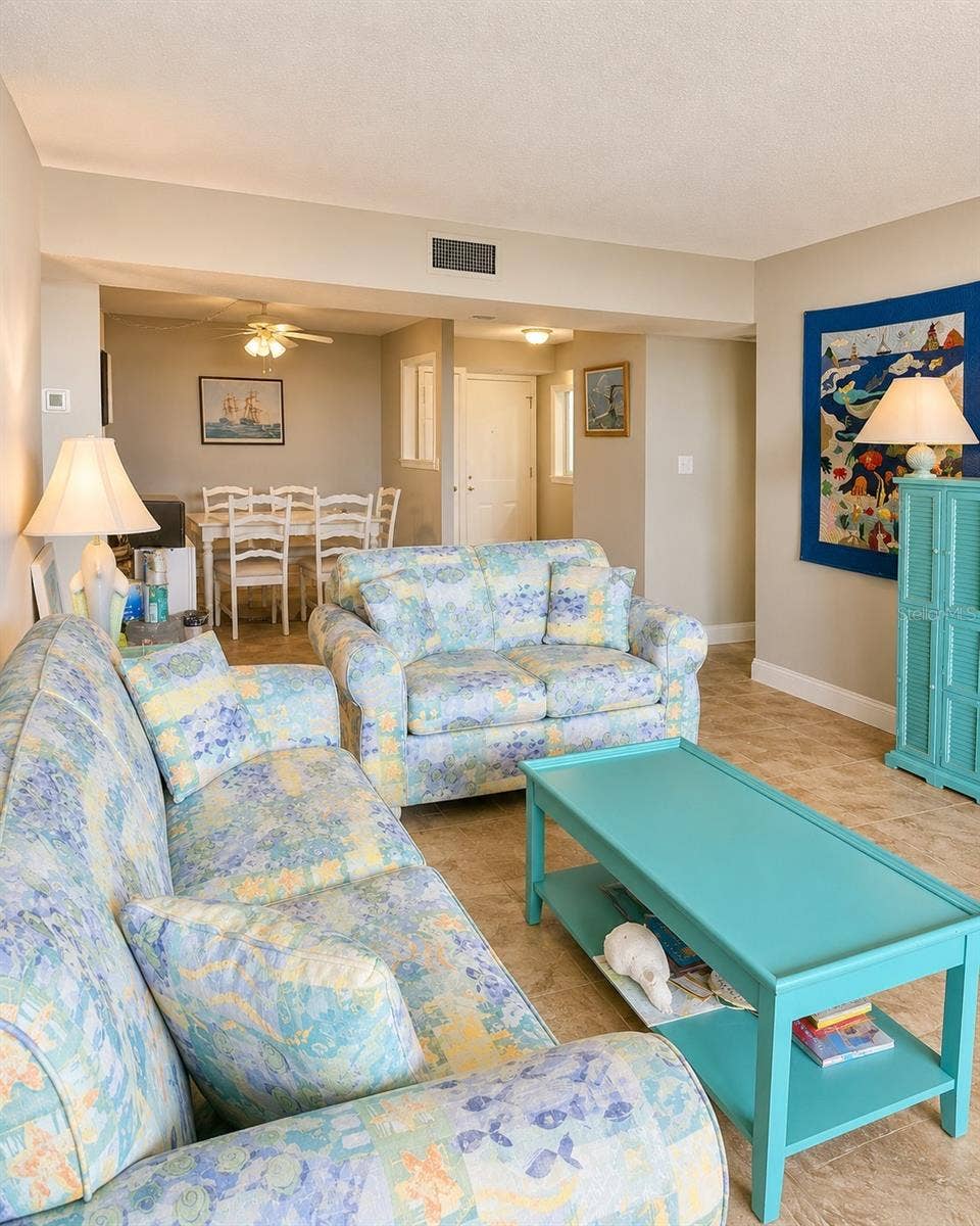 1 KEY CAPRI, #102W, Treasure Island, FL 33706 1 KEY CAPRI, #102W, Treasure Island, FL 33706
