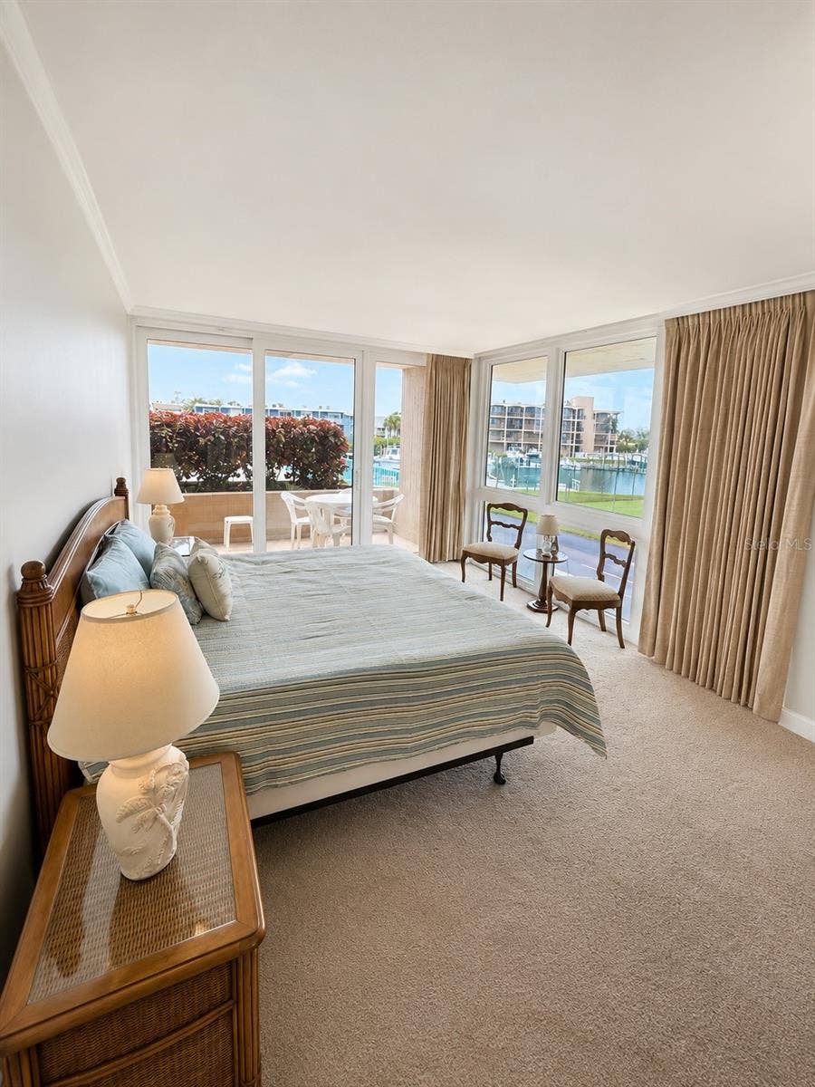 1 KEY CAPRI, #102W, Treasure Island, FL 33706 Primary Bedroom